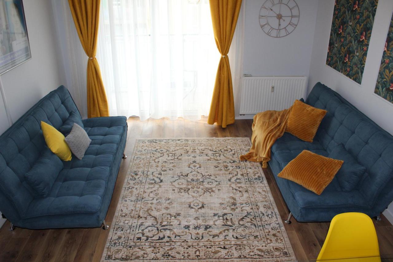 Randevu Apartment Nagyvárad Kültér fotó