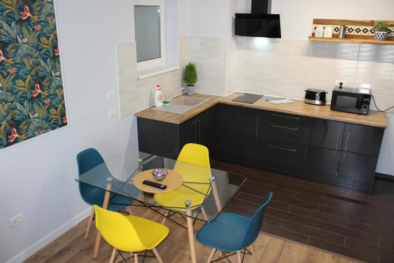 Randevu Apartment Nagyvárad Kültér fotó