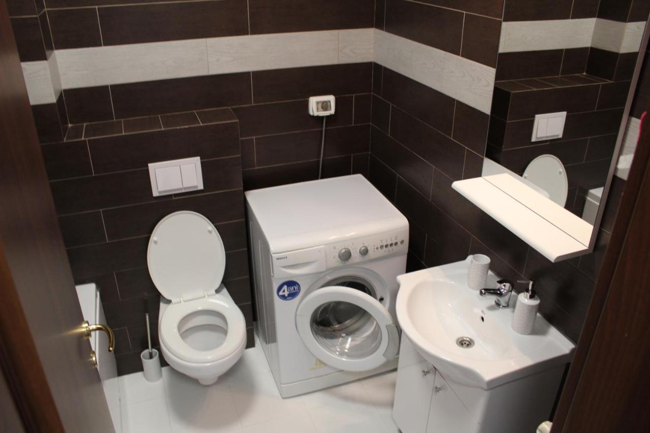 Randevu Apartment Nagyvárad Kültér fotó