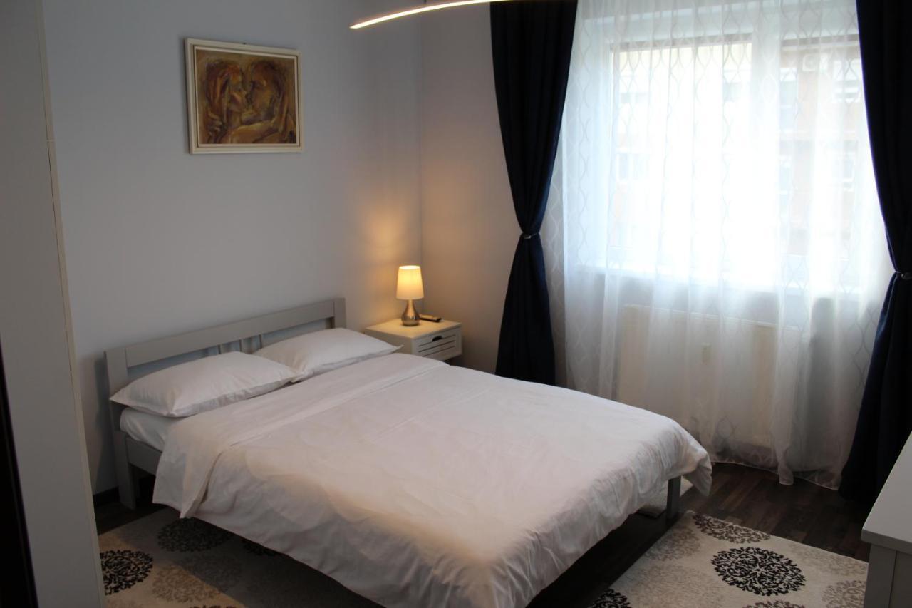 Randevu Apartment Nagyvárad Kültér fotó